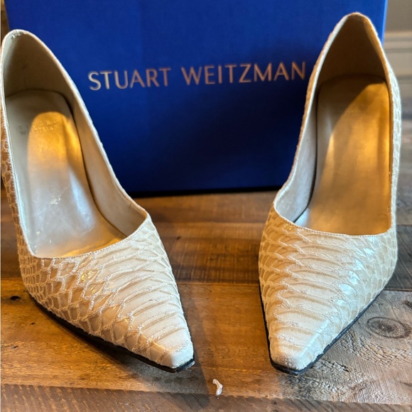 Stuart Weitzman snakeskin heels - Picture 6 of 7